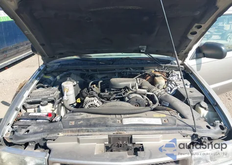 2000 Chevrolet Blazer Ls из США, поврежденный, VIN 1GNCT18W8YK199762